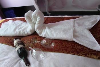Zhengzhou Love Theme Hotel Jicheng  Buitenkant foto